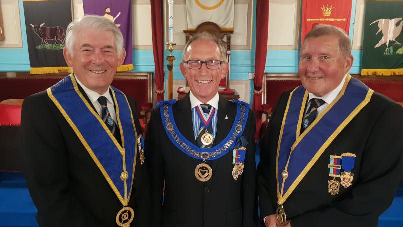 VICTORY VISIT PHOTO2